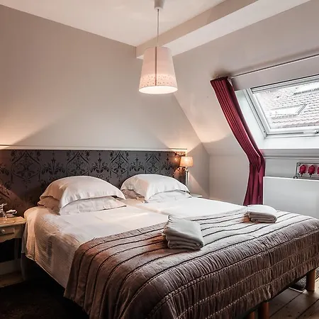 La Maison Du Champlain - D'hotes Bed & Breakfast Lille